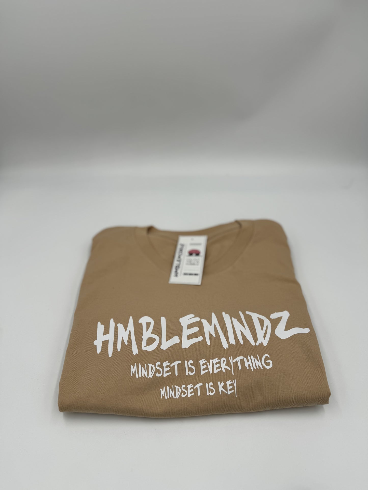 HMBLEMINDZ classic tee (sand dune)